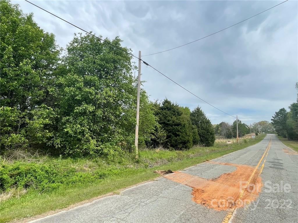 5445 Mooresville Road Kannapolis, NC 28081 - Photo 11 of 14 a view of a park