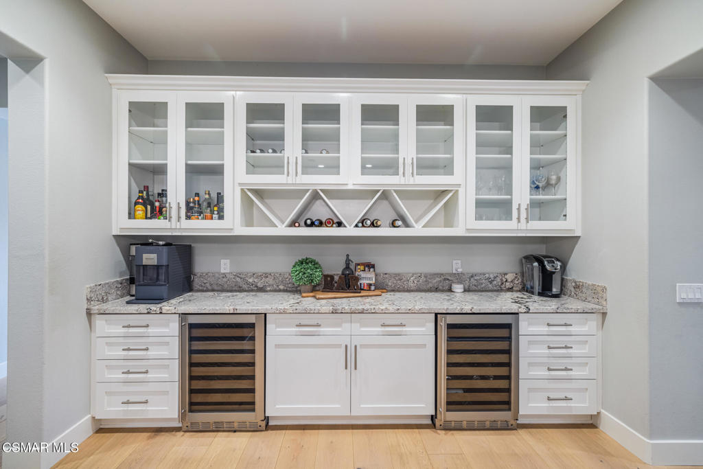 13148 Bent Grass Place Moorpark, CA 93021 - Photo 11 of 76