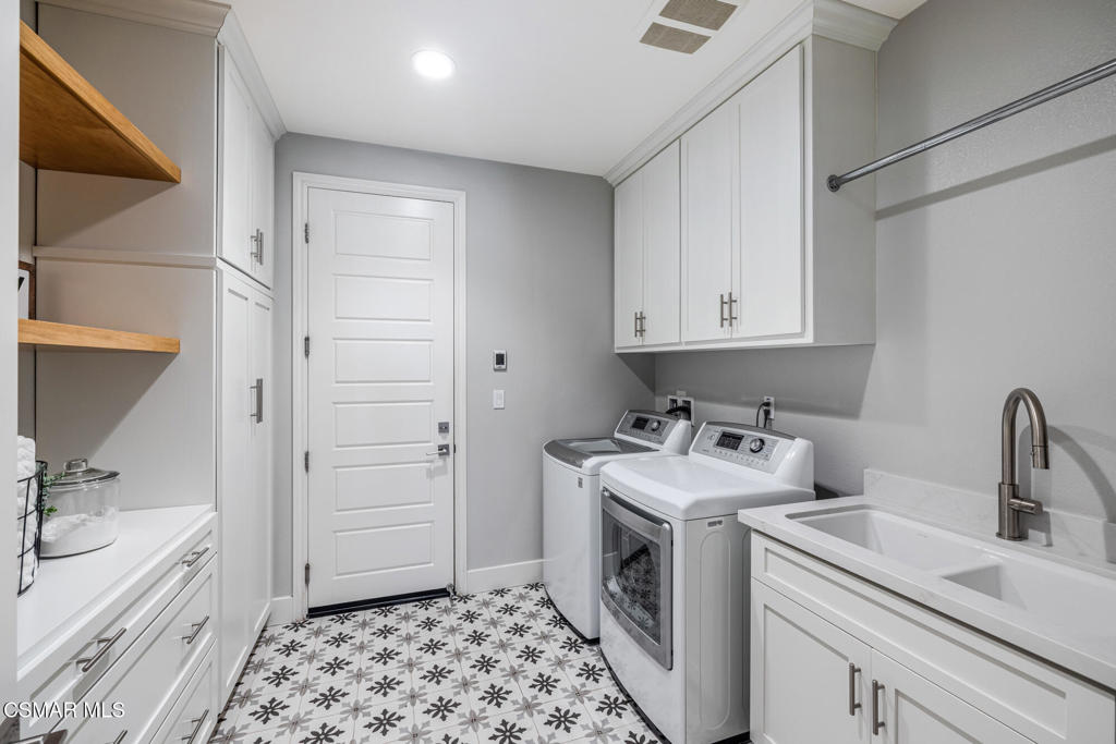 13148 Bent Grass Place Moorpark, CA 93021 - Photo 25 of 76