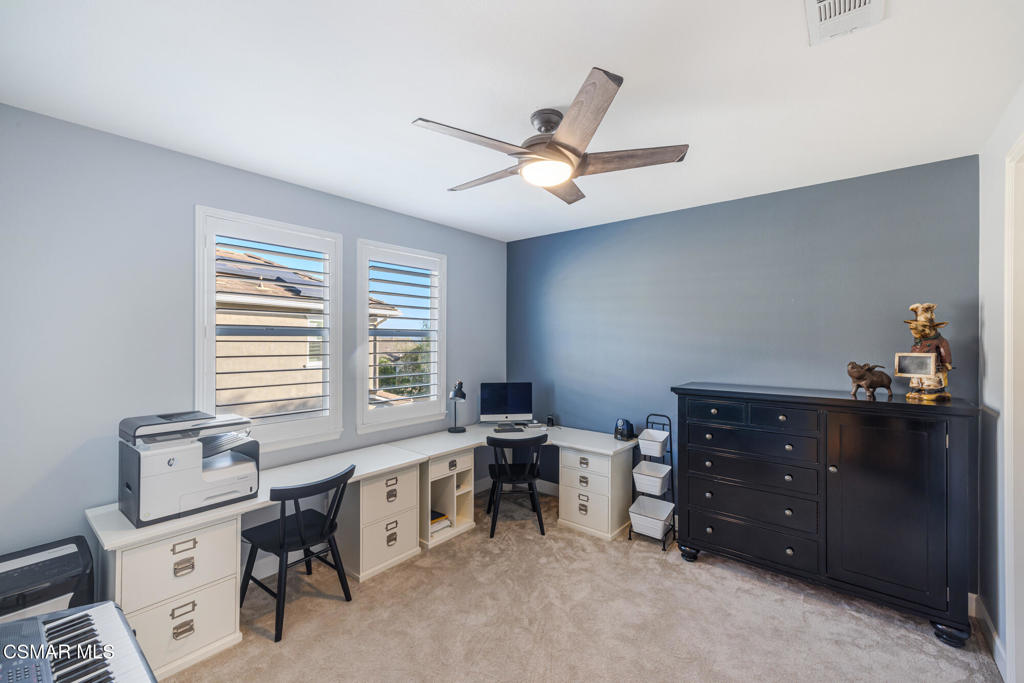 13148 Bent Grass Place Moorpark, CA 93021 - Photo 30 of 76