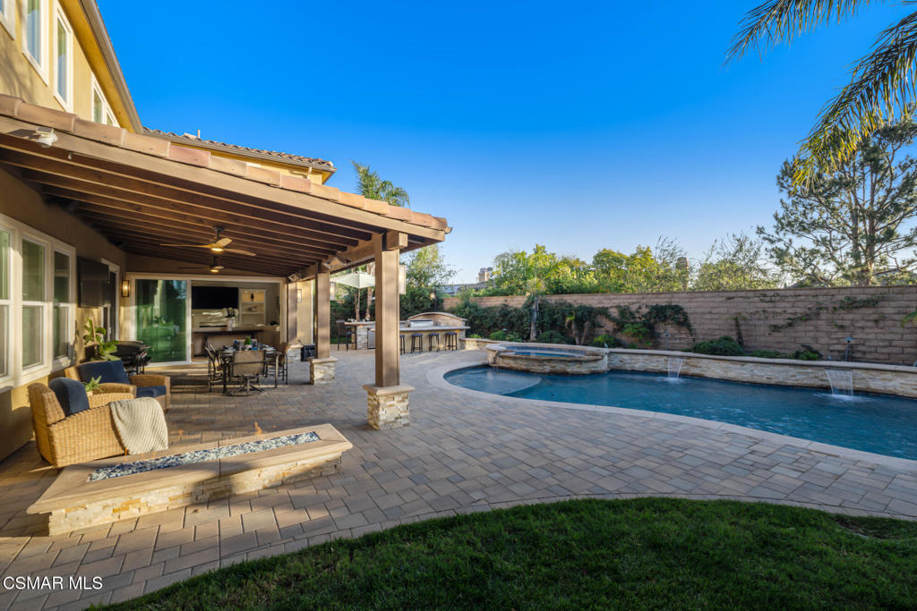 13148 Bent Grass Place Moorpark, CA 93021 - Photo 49 of 76