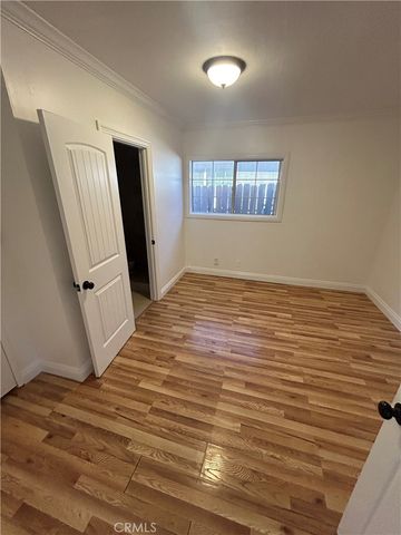 $2,000 | 3720 East 15th Street, Long Beach, CA 90804