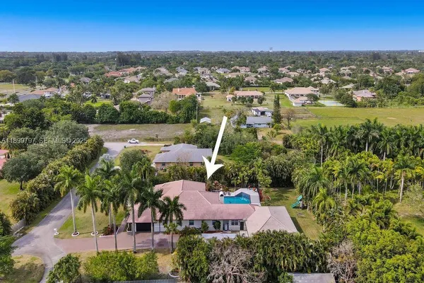 $21,995 | 3152 Southwest 147th Avenue, Davie, FL 33330