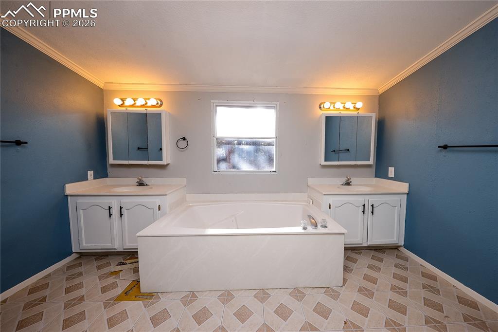 1641 Kiowa Road Florissant, CO 80816 - Photo 21 of 25