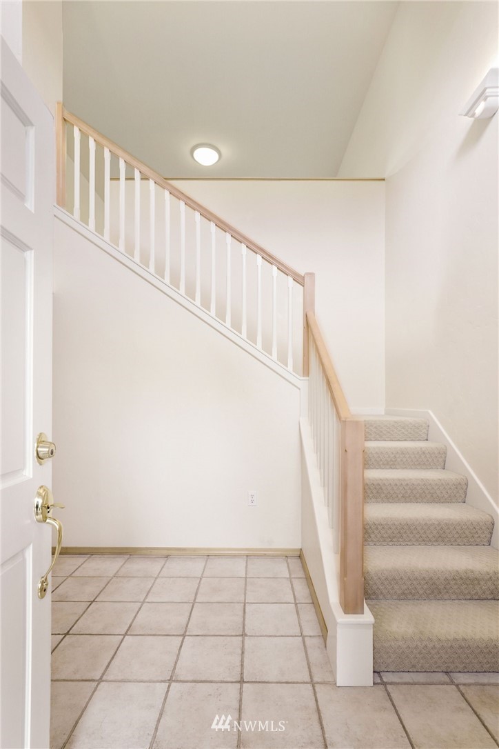 6637 Riviera Court Southeast Lacey, WA 98513 - Photo 16 of 24 Gallery Image 16