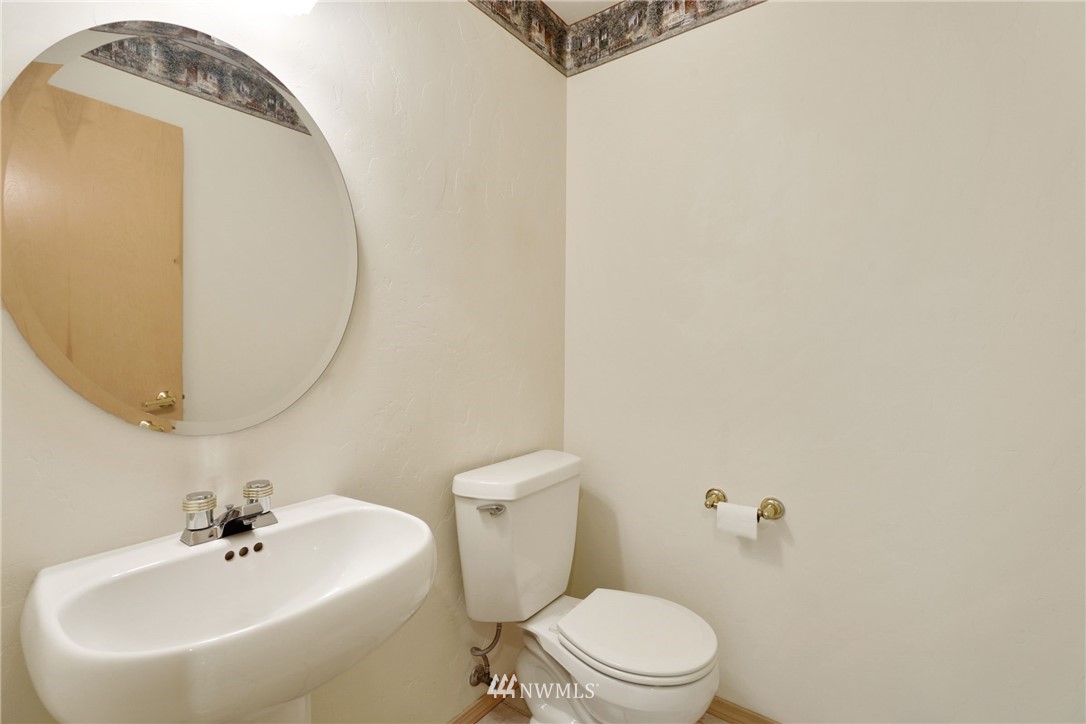6637 Riviera Court Southeast Lacey, WA 98513 - Photo 21 of 24 Gallery Image 21
