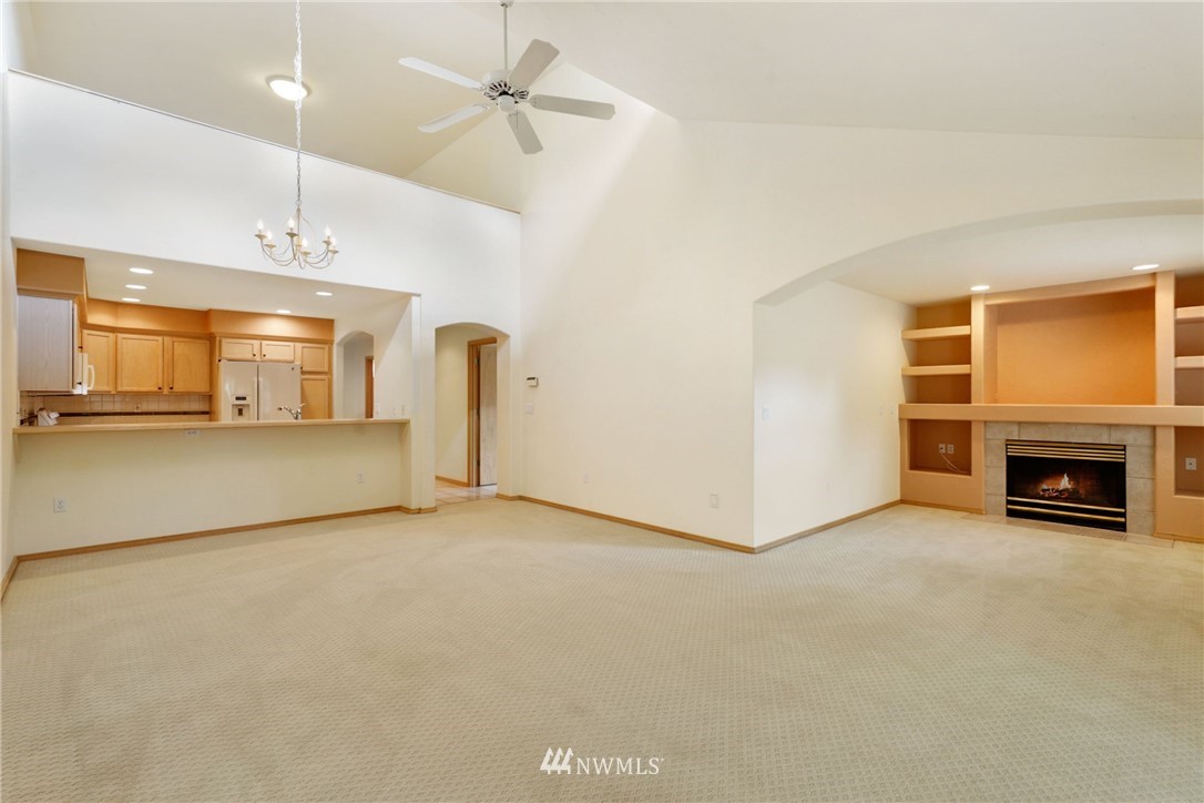 6637 Riviera Court Southeast Lacey, WA 98513 - Photo 4 of 24 Gallery Image 4