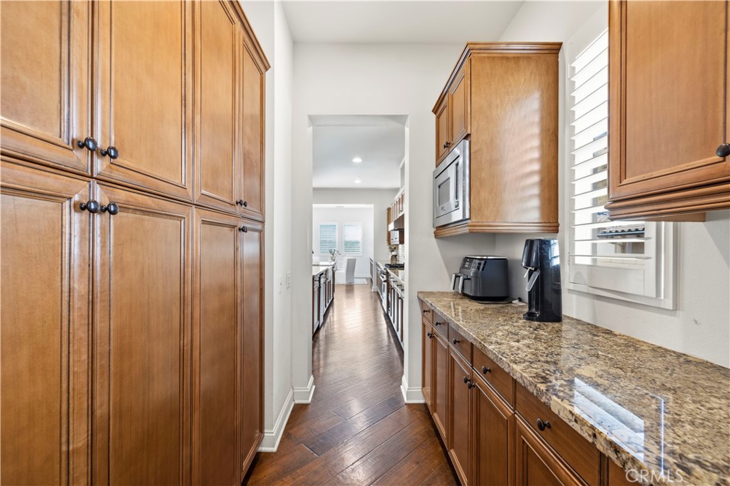24949 Old Stone Way Stevenson Ranch, CA 91381 - Photo 25 of 73 Gallery Image 25