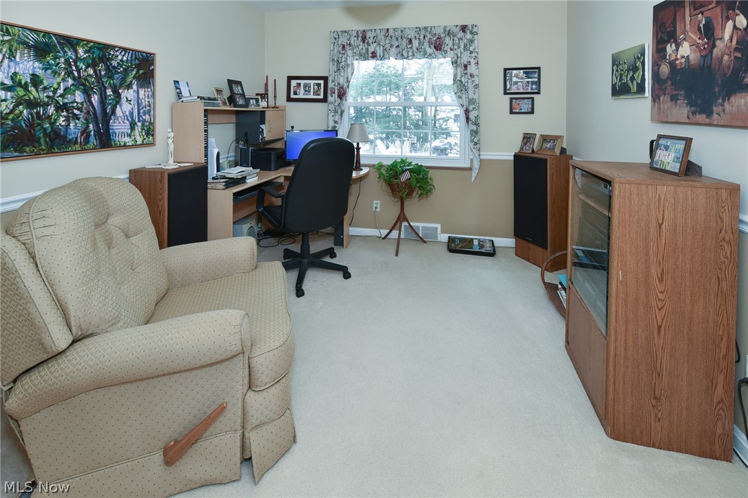 188 Lee Road Berea, OH 44017 - Photo 19 of 27 Gallery Image 19