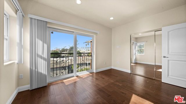 $4,295 | 4376 Ethel Avenue, Unit 401, Studio City, CA 91604