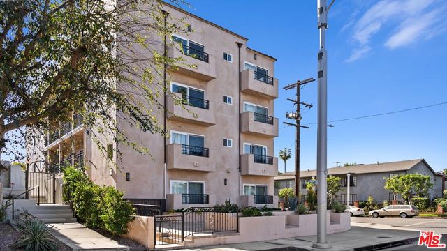 $4,295 | 4376 Ethel Avenue, Unit 401, Studio City, CA 91604