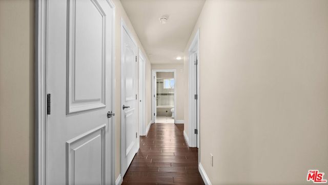 $4,295 | 4376 Ethel Avenue, Unit 401, Studio City, CA 91604