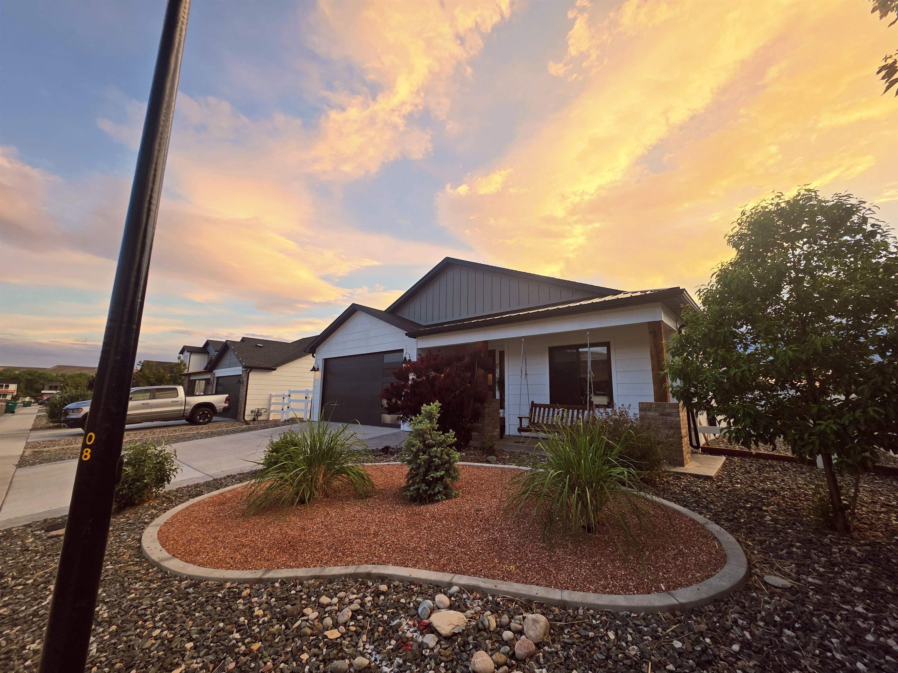 846 Rupp Avenue Palisade, CO 81526 - Photo 3 of 41