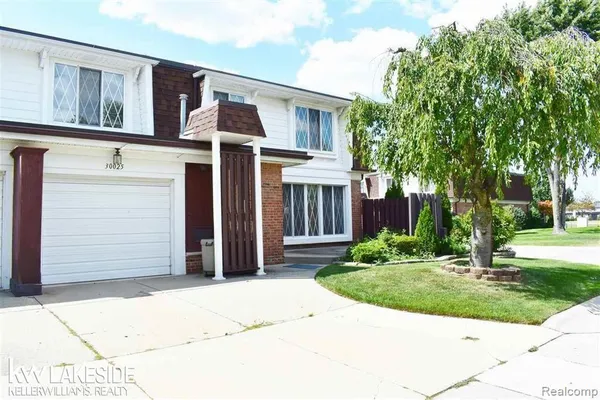 $1,750 | 30025 City Center Drive, Warren, MI 48093