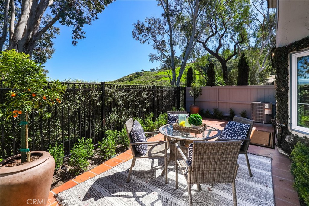 25486 Rue Terrase Laguna Niguel, CA 92677 - Photo 8 of 38