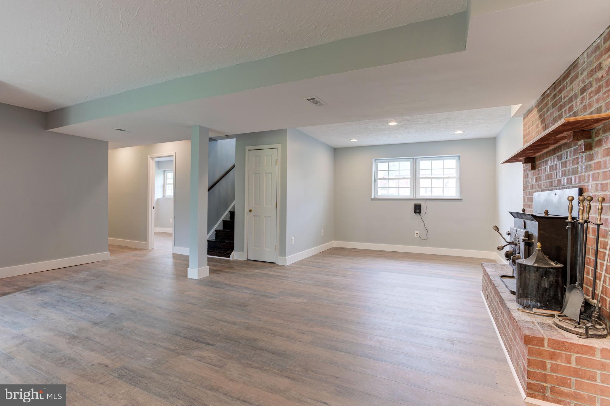 1214 Keithmont Road Catonsville, MD 21228 - Photo 19 of 30 Family Room