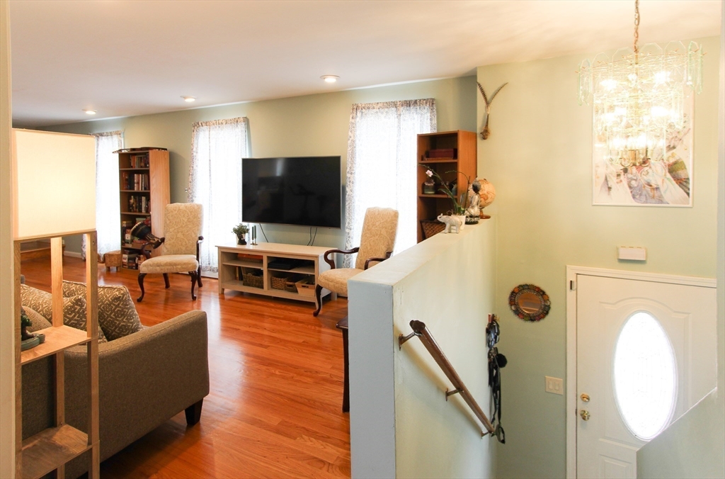 1 Pelham Street, Unit B Worcester, MA 01609 - Photo 16 of 32