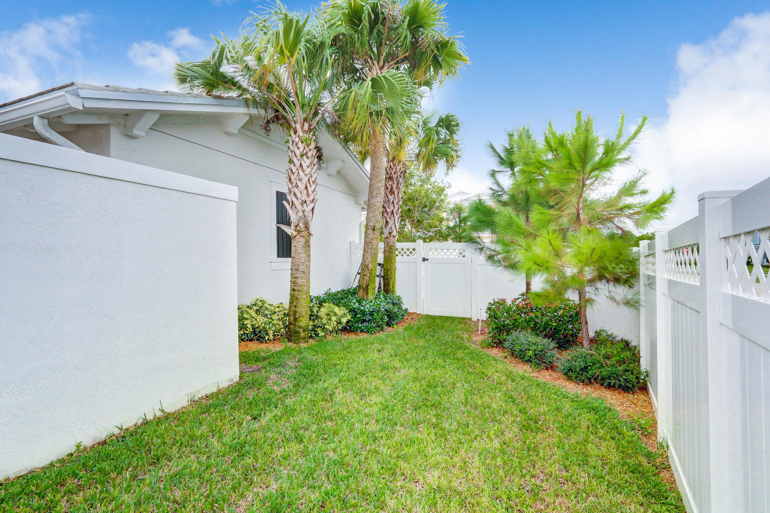 2706 Avalon Way Jupiter, FL 33458 - Photo 20 of 20 20160108165117065271000000-o