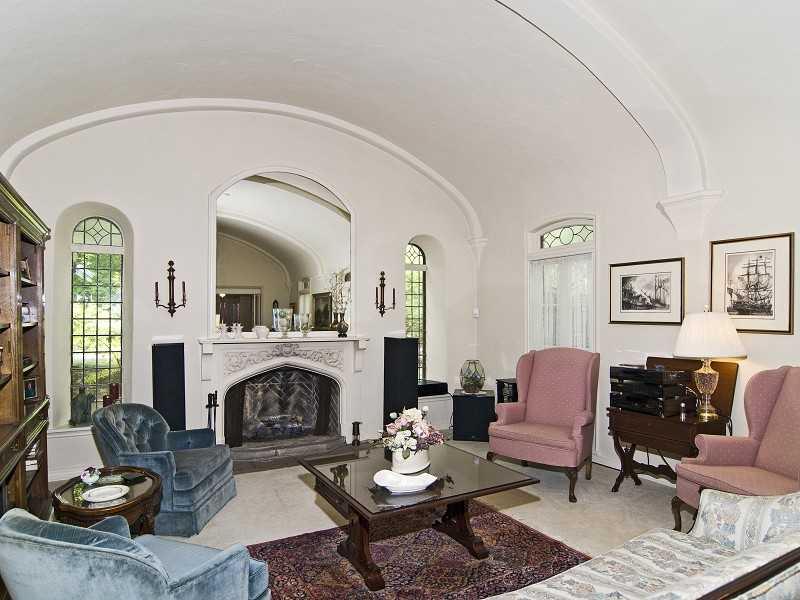 2275 Wynnedale Road Indianapolis, IN 46228 - Photo 13 of 24 Gallery Image 13