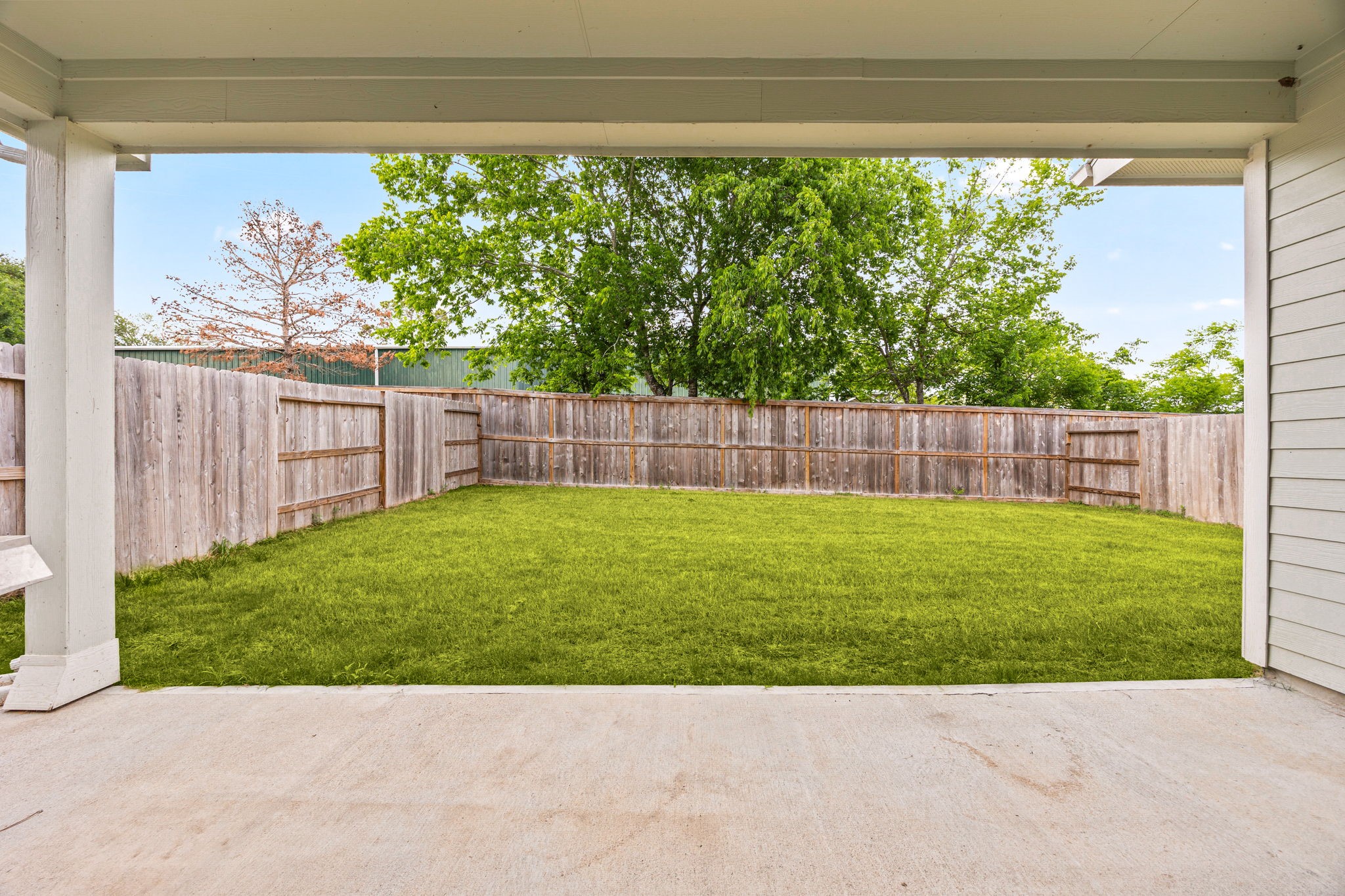 33142 School Hl Road Fulshear, TX 77441 - Photo 27 of 29 a view of backyard with green space