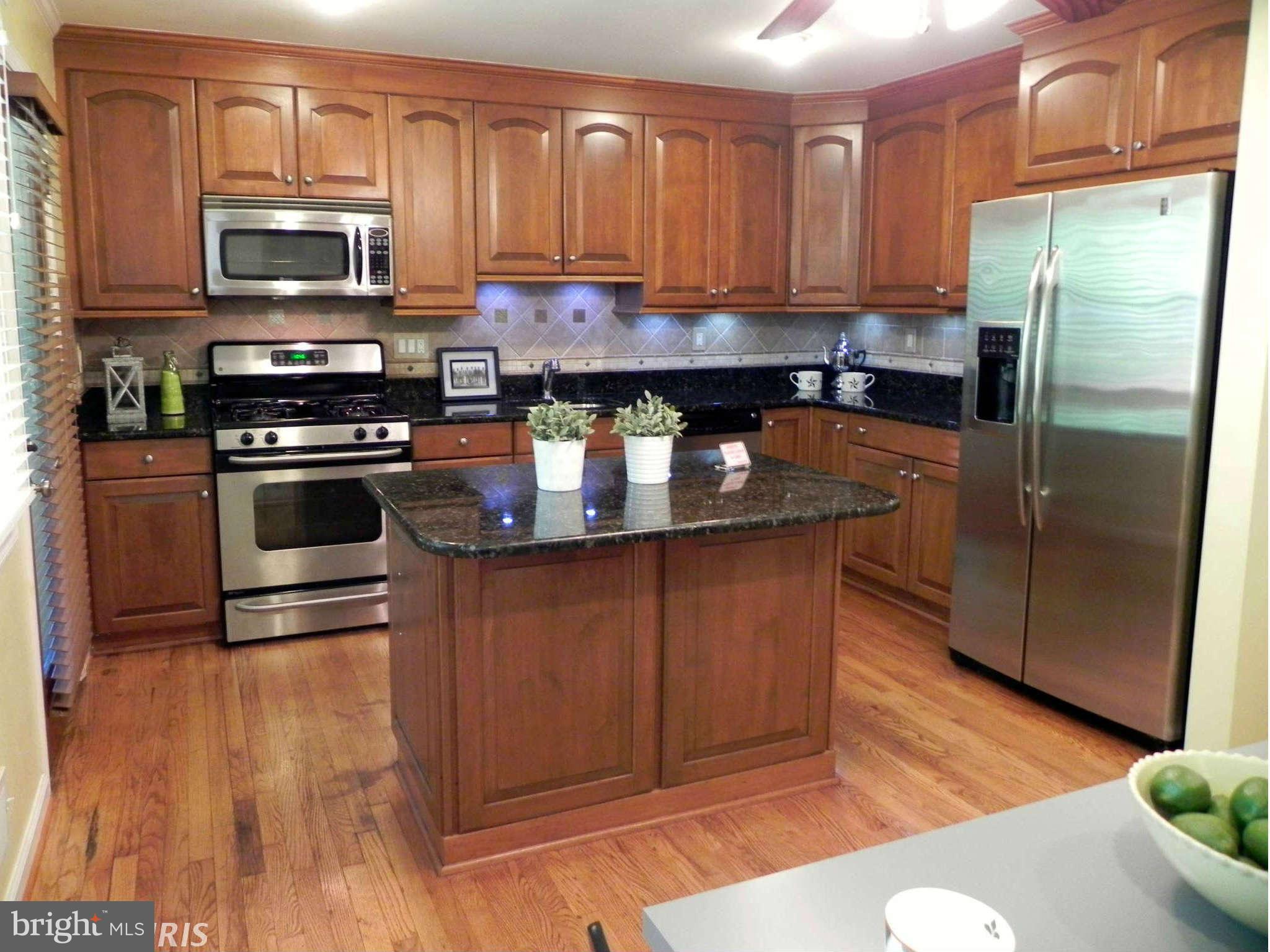 8400 Fort Hunt Road Alexandria, VA 22308 - Photo 4 of 26 Kitchen