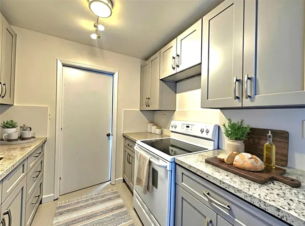 $2,200 | 3384 Northwest 17th Street, Lauderhill, FL 33311