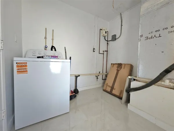 $2,200 | 3384 Northwest 17th Street, Lauderhill, FL 33311