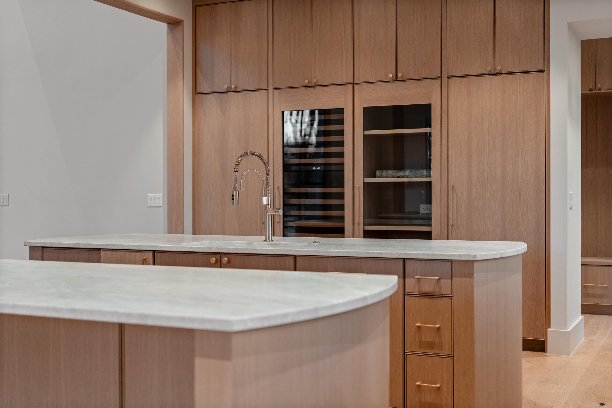 4328 Sneed Road Nashville, TN 37215 - Photo 13 of 35 a sink with a close view of closet