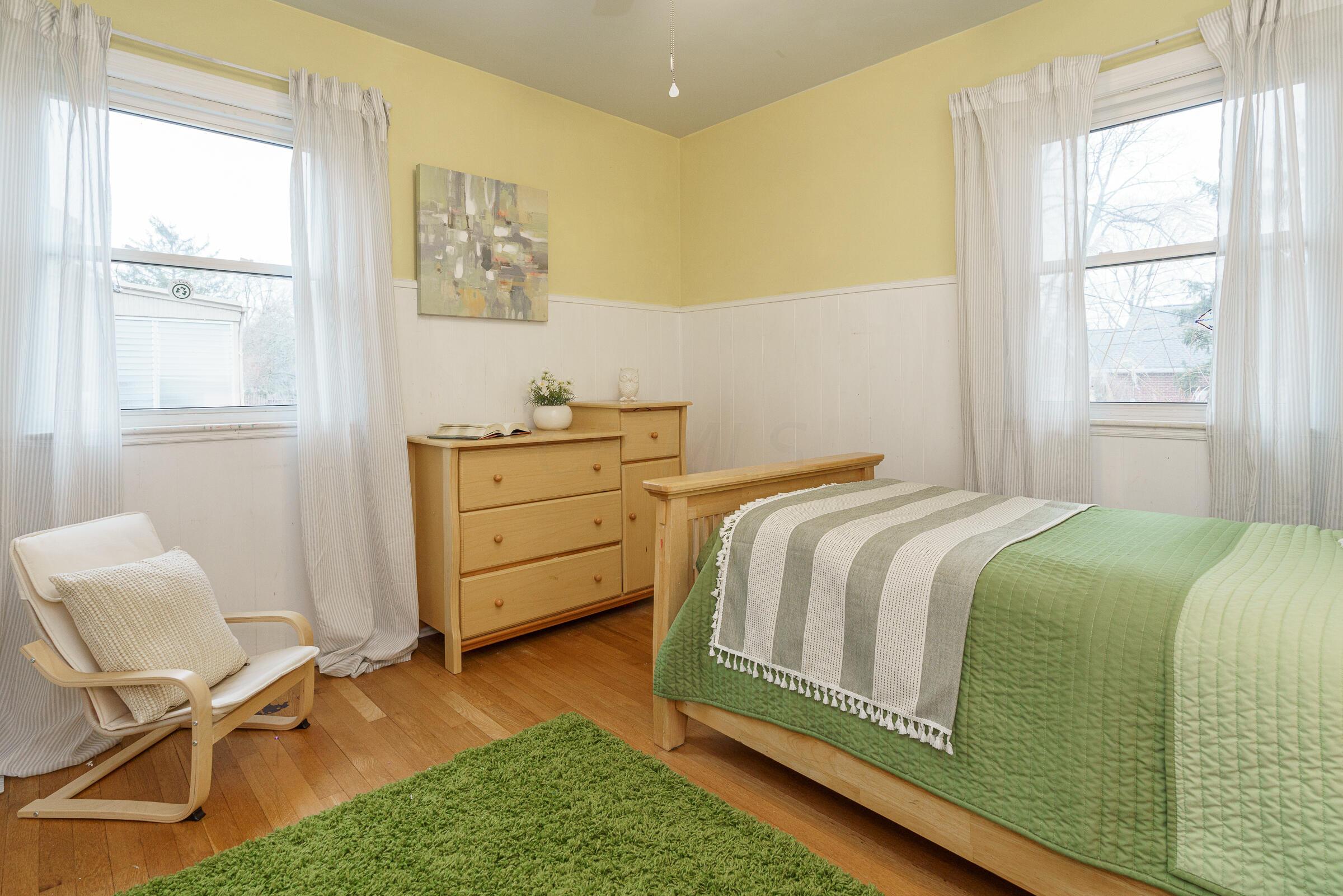 2758 Wellesley Road Columbus, OH 43209 - Photo 20 of 36 Bedroom 2