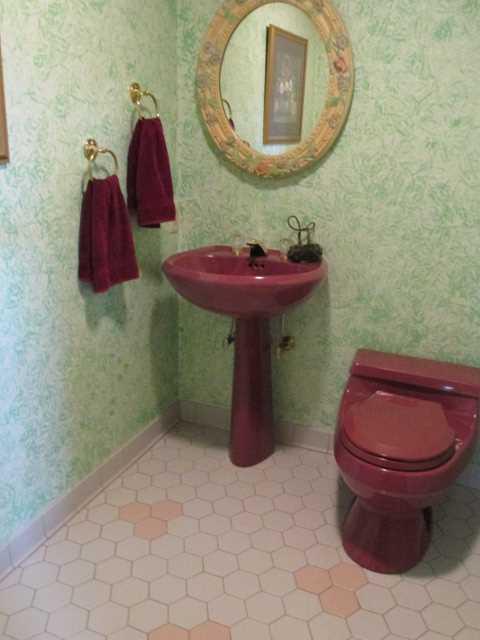 164 Adelaide Road Connellsville, PA 15425 - Photo 8 of 25 Other. Half bath