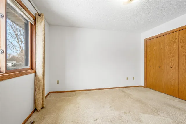 $398,500 | 9018 Jareau Avenue South, Cottage Grove, MN 55016