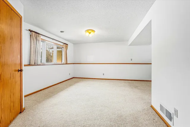 $398,500 | 9018 Jareau Avenue South, Cottage Grove, MN 55016