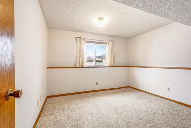 $398,500 | 9018 Jareau Avenue South, Cottage Grove, MN 55016