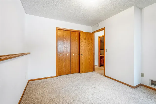 $398,500 | 9018 Jareau Avenue South, Cottage Grove, MN 55016