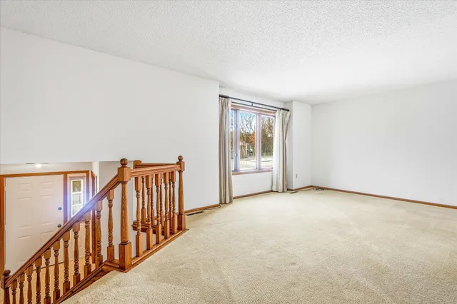 $398,500 | 9018 Jareau Avenue South, Cottage Grove, MN 55016