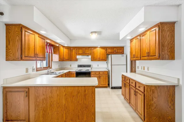 $398,500 | 9018 Jareau Avenue South, Cottage Grove, MN 55016