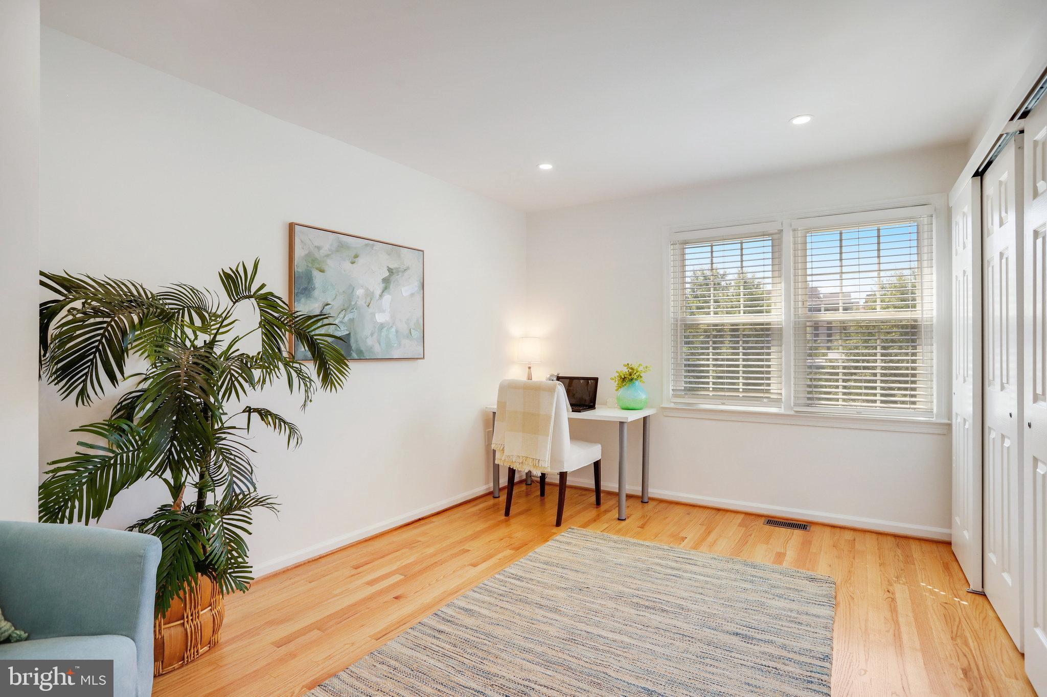 1616 Q Street Northwest, Unit 14 Washington, DC 20009 - Photo 17 of 28 BEDROOM #2 OR PERFECT AS AN OFFICE