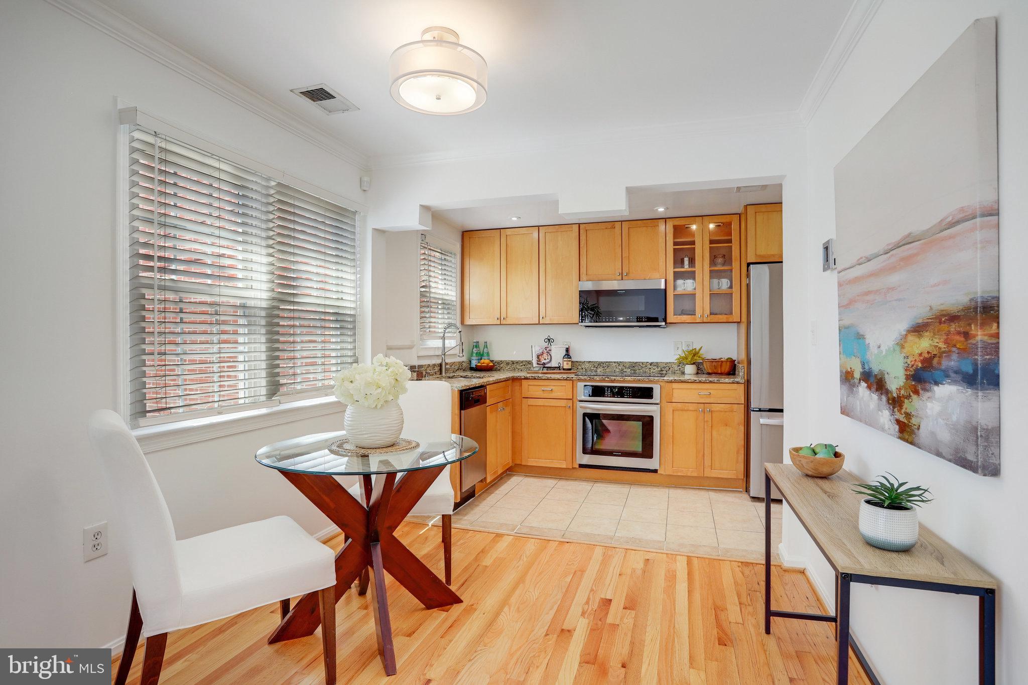 1616 Q Street Northwest, Unit 14 Washington, DC 20009 - Photo 6 of 28 DINING AREA