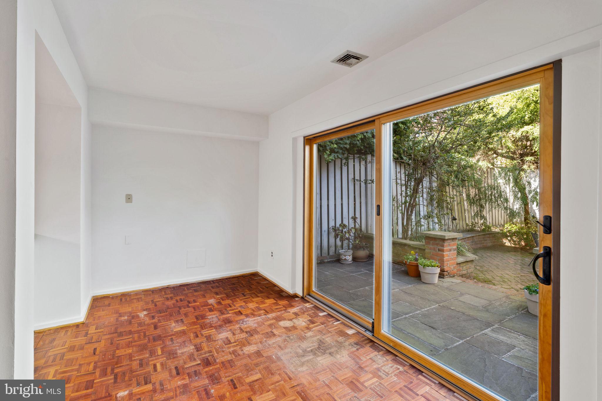 233 Monroe Street Philadelphia, PA 19147 - Photo 14 of 51 a view of an empty room and bathroom