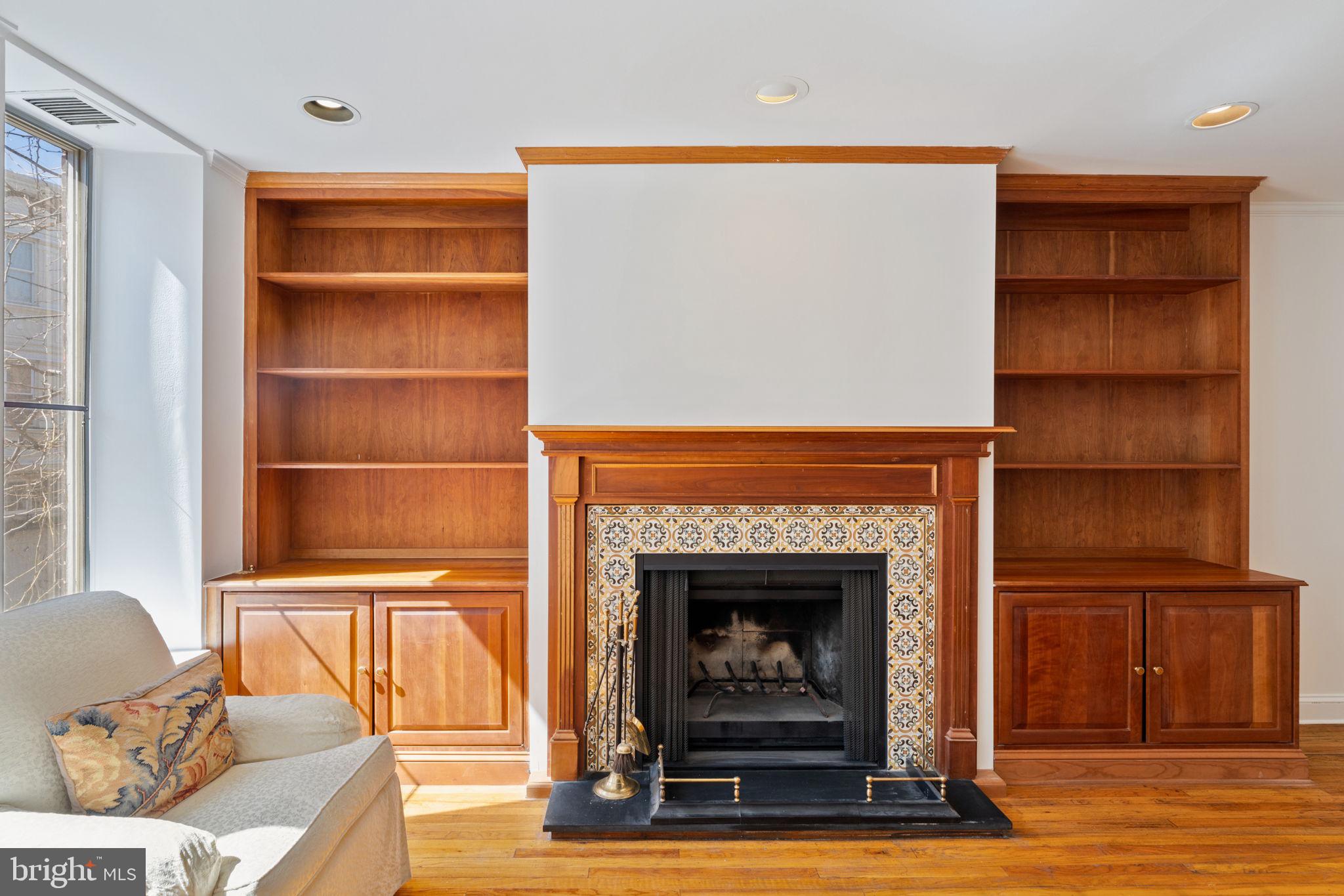 233 Monroe Street Philadelphia, PA 19147 - Photo 21 of 51 a living room with furniture and a fireplace