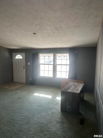 $189,900 | 165 Nile Lane, Creal Springs, IL 62922