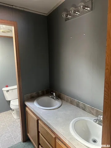 $189,900 | 165 Nile Lane, Creal Springs, IL 62922