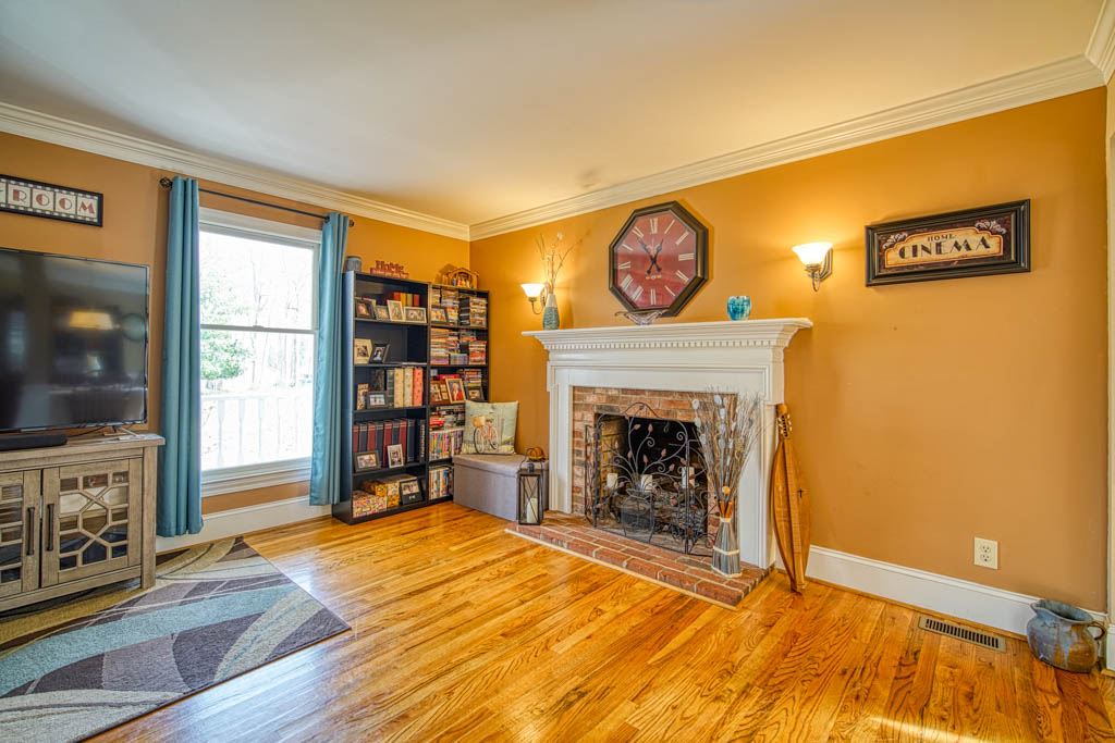 403 Lakewinds Boulevard Inman, SC 29349 - Photo 13 of 34