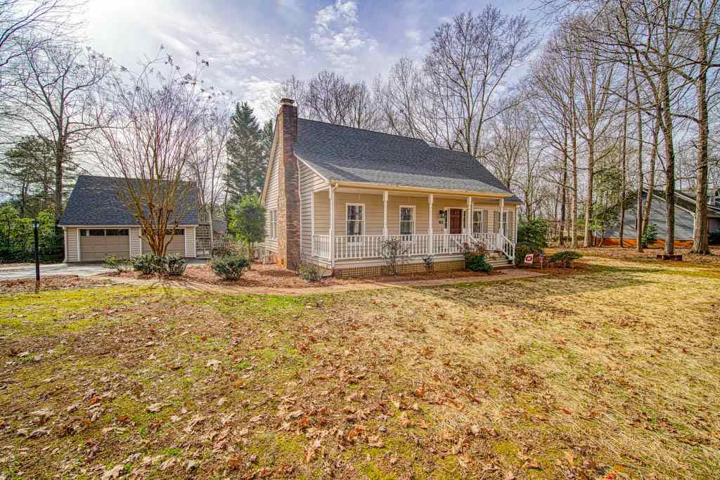 403 Lakewinds Boulevard Inman, SC 29349 - Photo 2 of 34