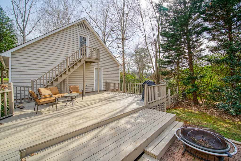 403 Lakewinds Boulevard Inman, SC 29349 - Photo 3 of 34