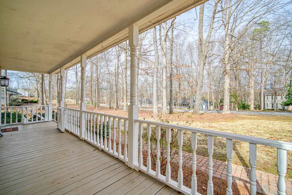 403 Lakewinds Boulevard Inman, SC 29349 - Photo 8 of 34