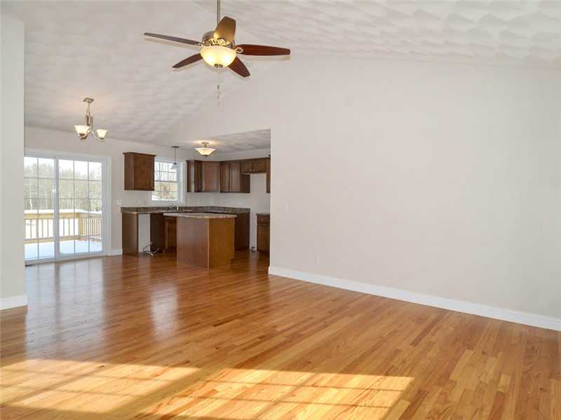 57 Fieldstone Way Westerly, RI 02891 - Photo 12 of 24 Living Room.