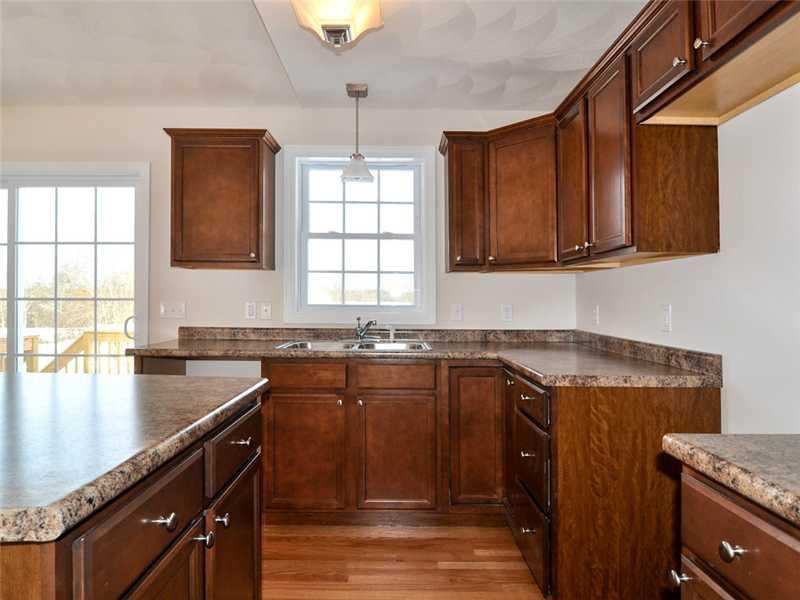 57 Fieldstone Way Westerly, RI 02891 - Photo 5 of 24 Kitchen.