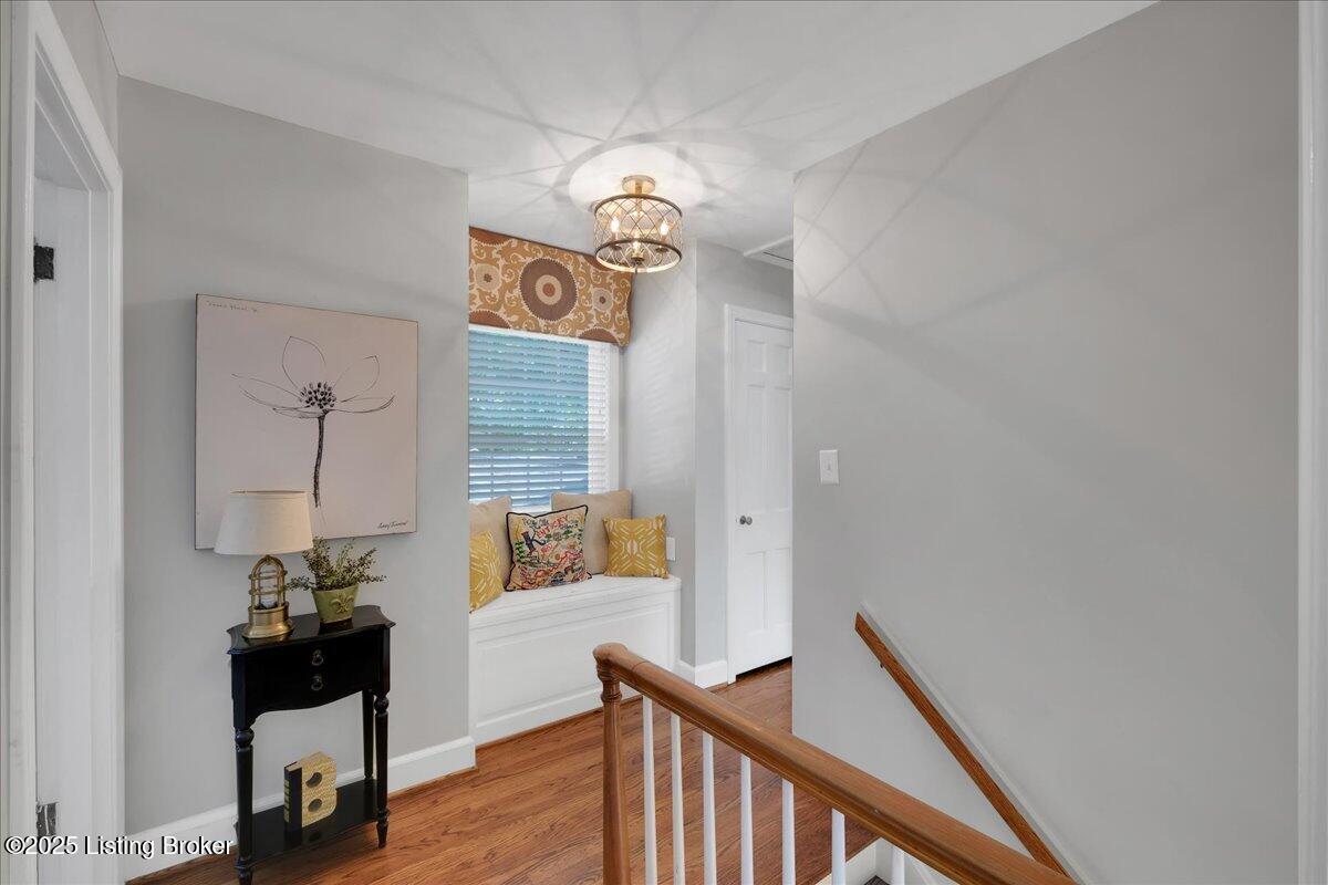 222 Ring Road Louisville, KY 40207 - Photo 27 of 55 27-222 Ring Rd-127
