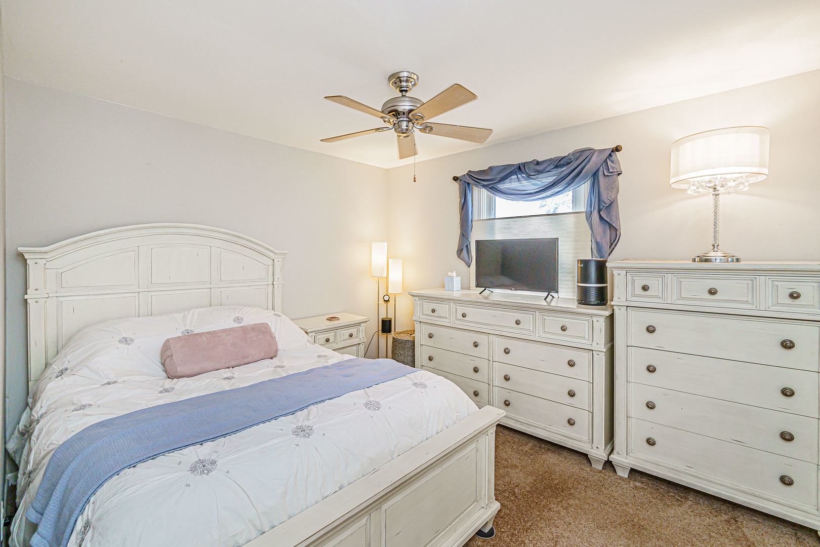 170 Old Mill Grove Road Lake Zurich, IL 60047 - Photo 15 of 23 a bedroom with a bed and a dresser